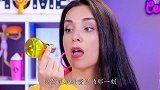 姐妹花挑战真假美食，盖子一揭竟是条咸鱼，网友：臭翻天！