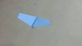 纸做的飞机，飞起来像动物一样，特别灵动，飞的还特别远