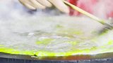 爽口脆的煎饼果子，忍不住流口水