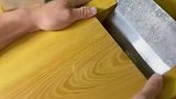 用高精度刨子削出来的木头，比卫生纸更薄更柔软，简直薄如蝉翼！
