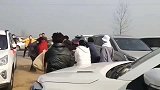 哇塞，太豪横了，酒精发挥作用了啊，这酒没白喝