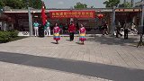 14、航华快乐艺术团   舞蹈：鸿雁