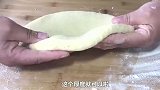 农村大妈分享玉米面发糕做法，不用发面，一次成功，全家都爱吃