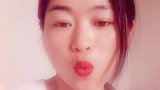 这首歌最近很火，唱一下火不火看帅哥美女的啦！