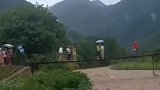 江西吕阳洞发生强降雨多名驴友被困 已致1死5失联