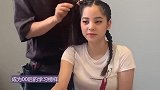 欧阳娜娜出席巴黎时装周，仗着腿长挑战垫肩西装裙，玩转下衣失踪