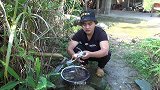 3斤牛蛙这么吃才爽，配上啤酒，真过瘾