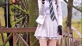 三级头小姐姐户外即兴热舞《欧巴我不傻》，手机拍下这一幕，好看