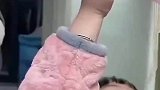 妹妹吃粉总是挑很高，哥哥拦截多次后改掉坏习惯