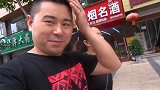 超小厨80元买四斤公鸡，做四川口水鸡，夫妻两人直接啃，安逸
