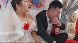 表哥终于抱得美人归，激动的忍不住掉眼泪，是不是新娘太漂亮了！