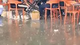 小编也想知道他们聊的啥聚会