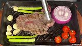 你们的小可爱主播，煎的嫩嫩的牛肉，吃的好满足