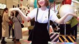 有和我一样曾经单曲循环这首歌的嘛？