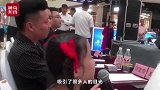 山东8岁童星被邀请点评成人唱歌，有板有眼，网友：不尊重选手
