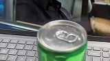 这么多年，作为兄弟，强哥也就在我面前表现出脆弱