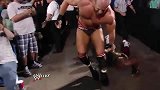 WWE-14年-RAW第1101期：单打赛 科菲金斯顿vs塞萨罗-花絮