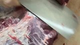 大酒店这样切牛肉是不是太浪费了