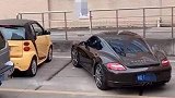 20万的车位被保时捷霸占，对方扬言“停我车顶”，业主：成全你