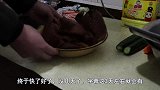 大彭今天炒猪肺，当地老店卤的味道不错，下米饭吃真过瘾