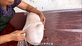 农师傅要做烤乳猪，去了猪料厂挑选，看看中间发生了什么奇闻趣事美食vlog