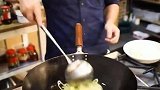 厨师长教你大白菜炒粉条的家常做法，制作简单易上手！