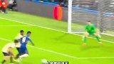 真的强！实拍埃斯特旺1V2爆射攻破巴萨球门