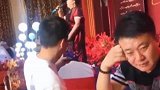 只要自己不尴尬尴尬的就是别人