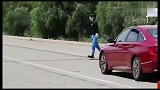 自动刹车都是人工智障看见假人越兴奋，看看丰田表现