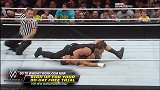 WWE-17年-RAW1070期：罗兹&金粉人&雷尔VS捍卫者-精华
