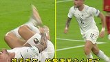 从痛苦打滚到庆祝！因莫比莱上演医学奇迹 莱因克尔：这太尴尬了