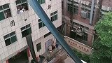 搬家公司的操作厉害了，既节省了人力还提高了速度