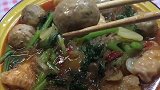 解馋麻辣烫，自己爱吃的肉丸，蔬菜都可以加