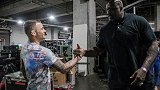 UFC最具“分量”的粉丝驾到！奥尼尔现身预测联合主赛
