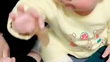 萌娃的吃像太可爱了吧
