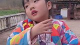 同样是怀胎十月出生 为何你这么沙雕 逗比闺女欢乐多