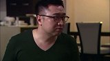 强悍妻子修马桶手受伤，愚钝丈夫得知后，直接一顿甜言蜜语哄