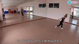俄罗斯“虎妈”训练小萝莉体操基本功，看着真心疼