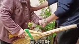 六十七岁了还有妈妈打，太幸福了人间温暖