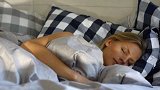别熬夜！专家：过多睡眠不利于当前健康调整