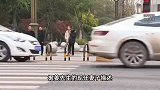 男子结婚22年发现俩娃非亲生，生父非同一人：离婚时房给了对方