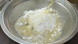 炸酥肉用淀粉还是面粉，教你简单做法，焦香酥脆，放一天不回软