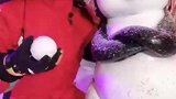 广东大夏天，晶晶姐姐和企鹅打雪仗？