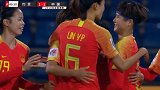 古雅沙边路起球任桂辛凌空端射 皮球发生折射吊进球门