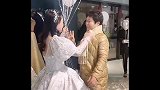 新娘试妆时，新郎准备了求婚仪式，网友幸福就是嫁给了爱情