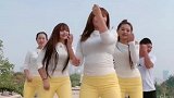全程在看后面胖小伙跳舞，这舞姿比美女都动感
