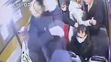 俄罗斯：一男子在公交车上指出一对情侣没戴口罩，反被殴打致死