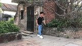 学会这招再也不用担心挤公交车了