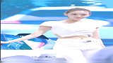 这个小美女好像关晓彤啊，一样的清纯可爱