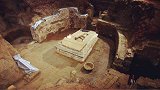 黑龙江古墓发现“胖脸王妃”，金丝布包裹全脸，手指碰触还有弹性